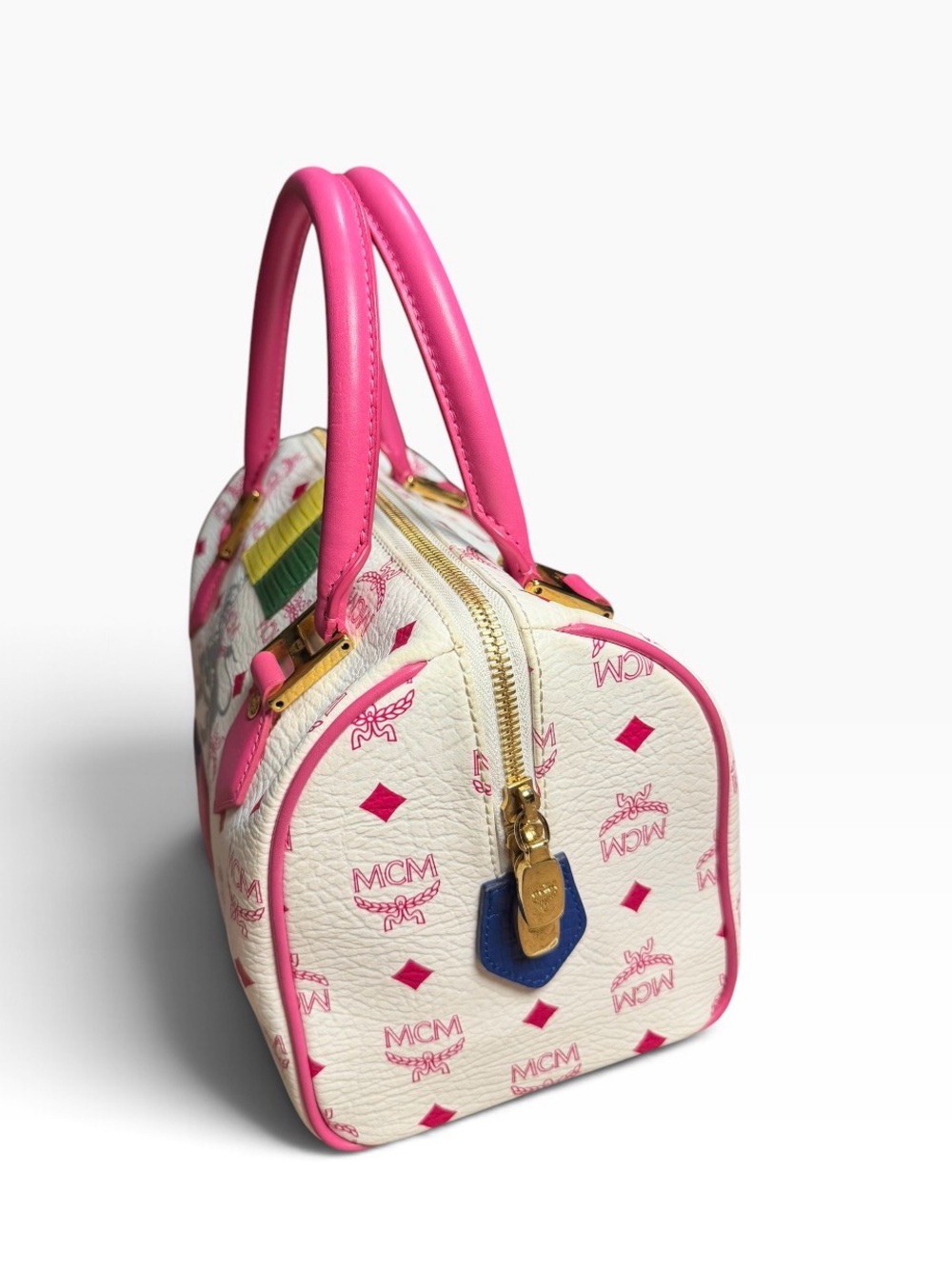 MCM White and Pink Visetos Leather Princess Lion Boston Bag - Picture 2 of 10